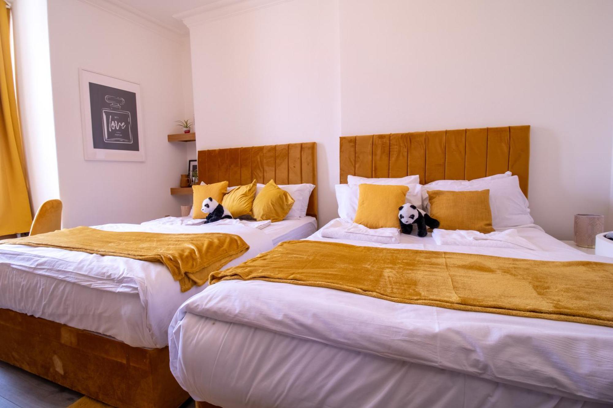 Spacious Studio Apartment On Oxford Street 9Gc Лондон Екстериор снимка