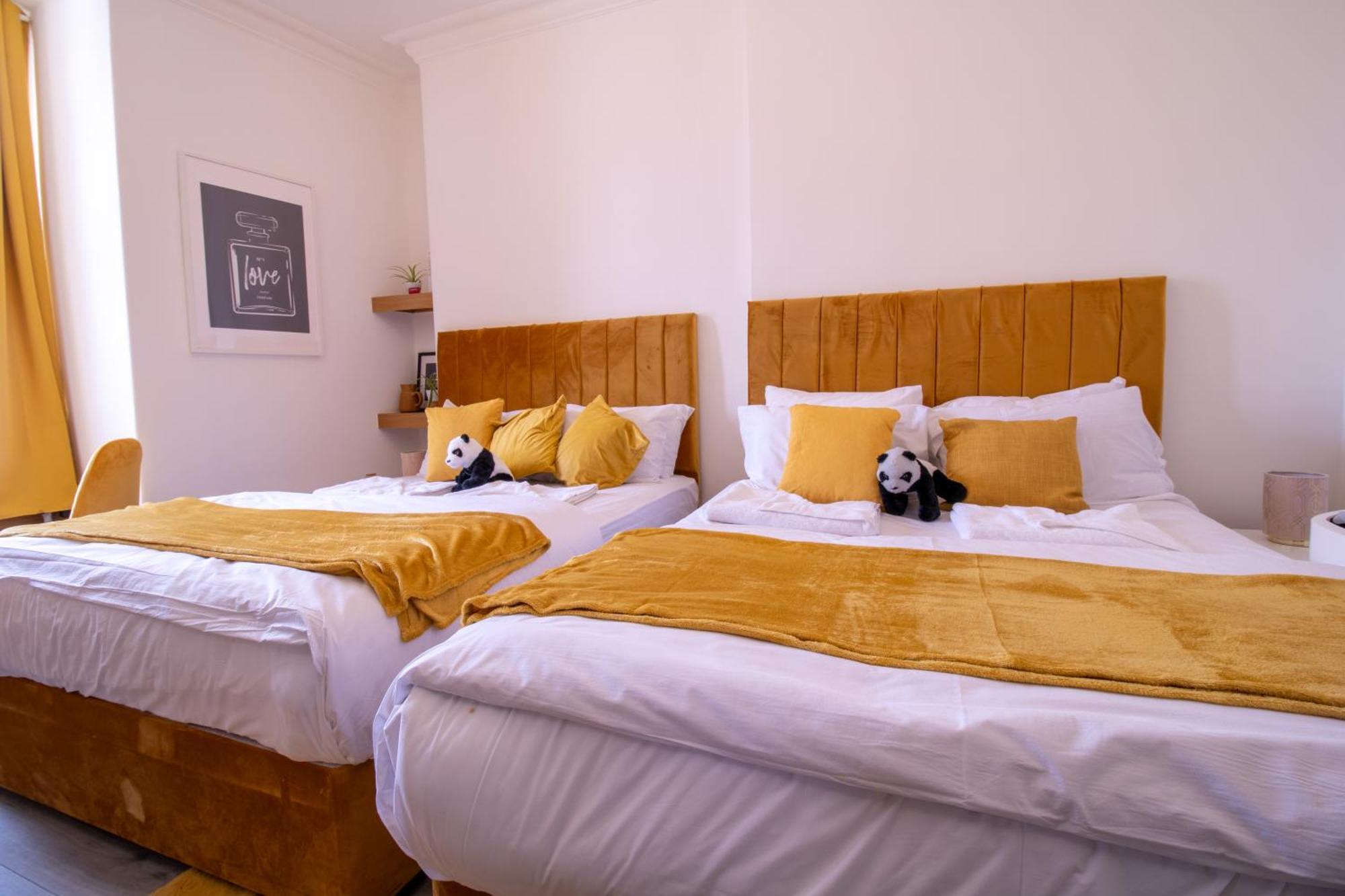 Spacious Studio Apartment On Oxford Street 9Gc Лондон Екстериор снимка